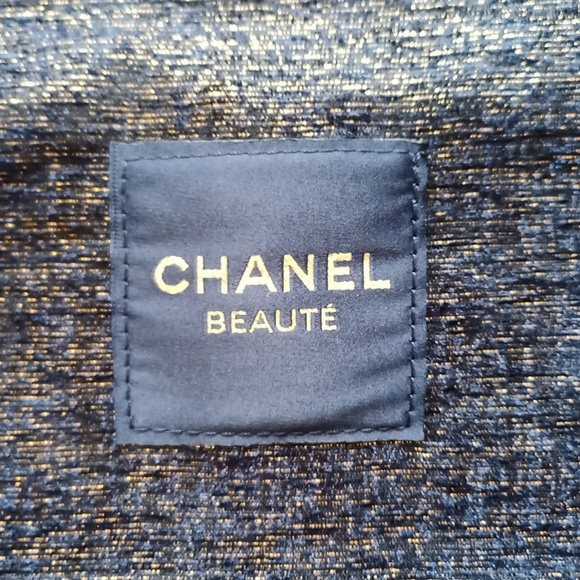 🆕 Chanel Beauty Tote Shopping Bag Purse Handbag - Picture 3 of 11